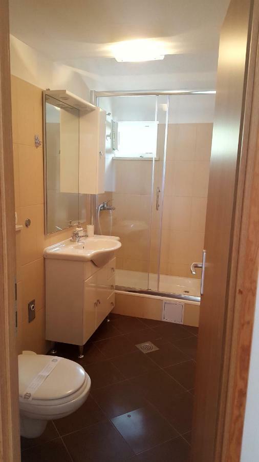 Apartman Relax Appartement Marina Buitenkant foto