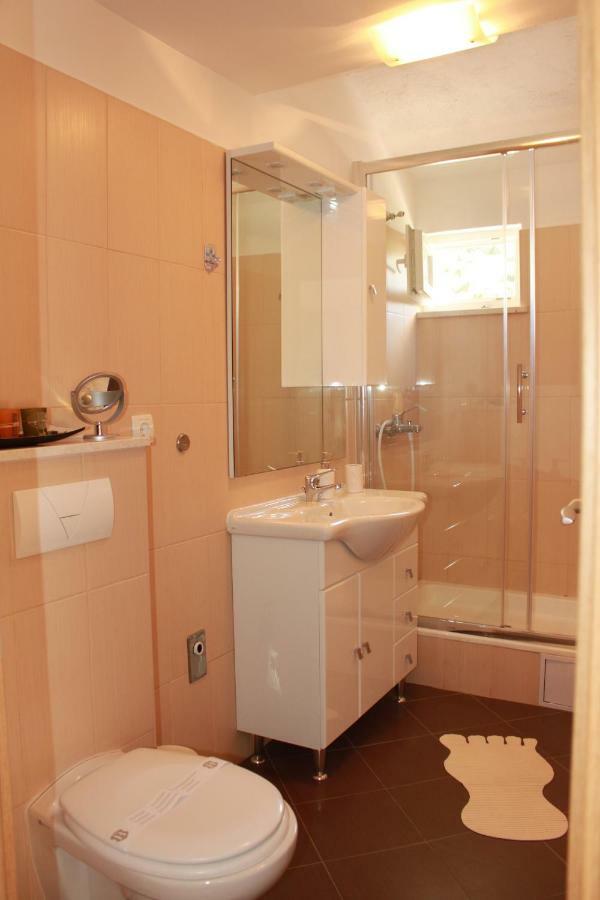 Apartman Relax Appartement Marina Buitenkant foto